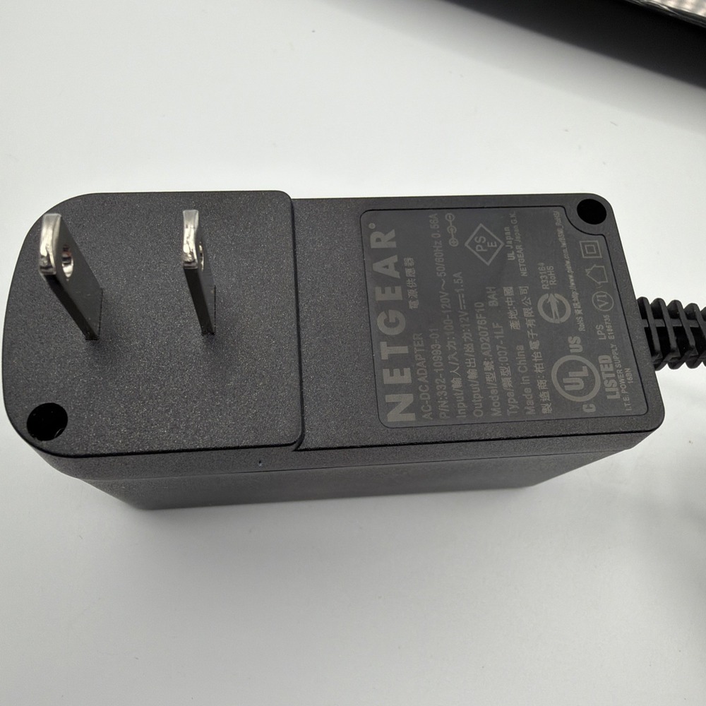 NETGEAR R6330 AC1600 Smart WiFi Router w/ Power Cord - For Repair Or Parts - Picture 3 of 8